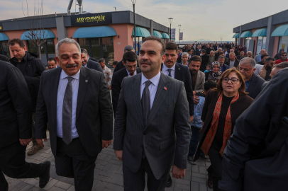 Bakan Kacır, Nurdağı'nda Açılışda Konuştu