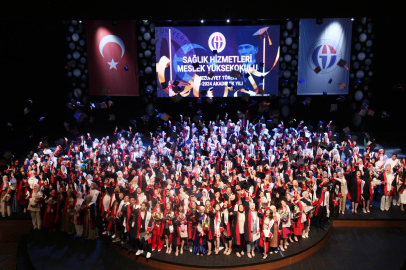 GAÜN Sağlık Hizmetleri Myo Mezuniyet Töreni Düzenlendi