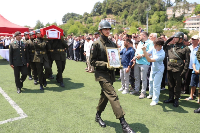 Şehit Er Ahmet Saygın Yapılan Törenle Yığılca'da Toprağa Verildi