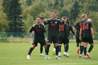 Hazırlık Maçı: Gaziantep FK: 3 - Teksüt Bandırmaspor : 0