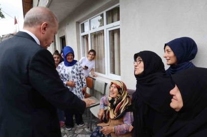 Cumhurbaşkanı Erdoğan, Komşu Ve Akrabaları İle Hasret Giderdi