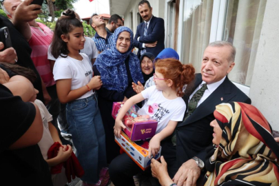 Cumhurbaşkanı Erdoğan, Komşularını Ziyaret Etti