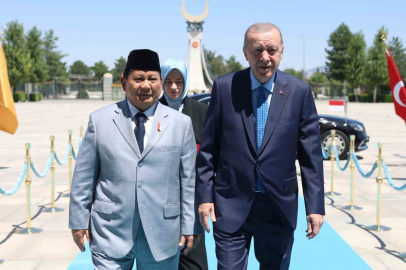 Cumhurbaşkanı Erdoğan, Endonezya Cumhurbaşkanı İle Görüştü