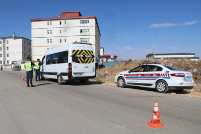 Jandarmadan 351 Okul Önü Ve Çevresinde Denetim