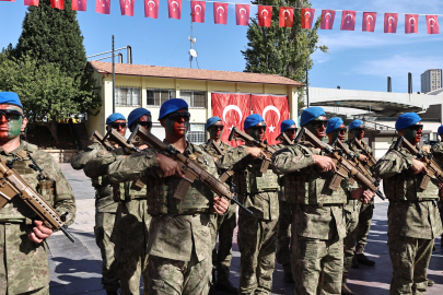 Cumhuriyet Bayramı kutlamalarında komandoların gösterisi nefes kesti