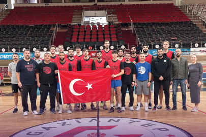 Gaziantep Basketbol 29 Ekim Cumhuriyet Bayramı'nı kutladı