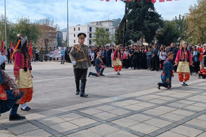 Gaziantep'in ilçelerinde Cumhuriyet'in 101. yıl dönümü kutlamaları